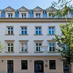 Plac Na Groblach 19 Apartment