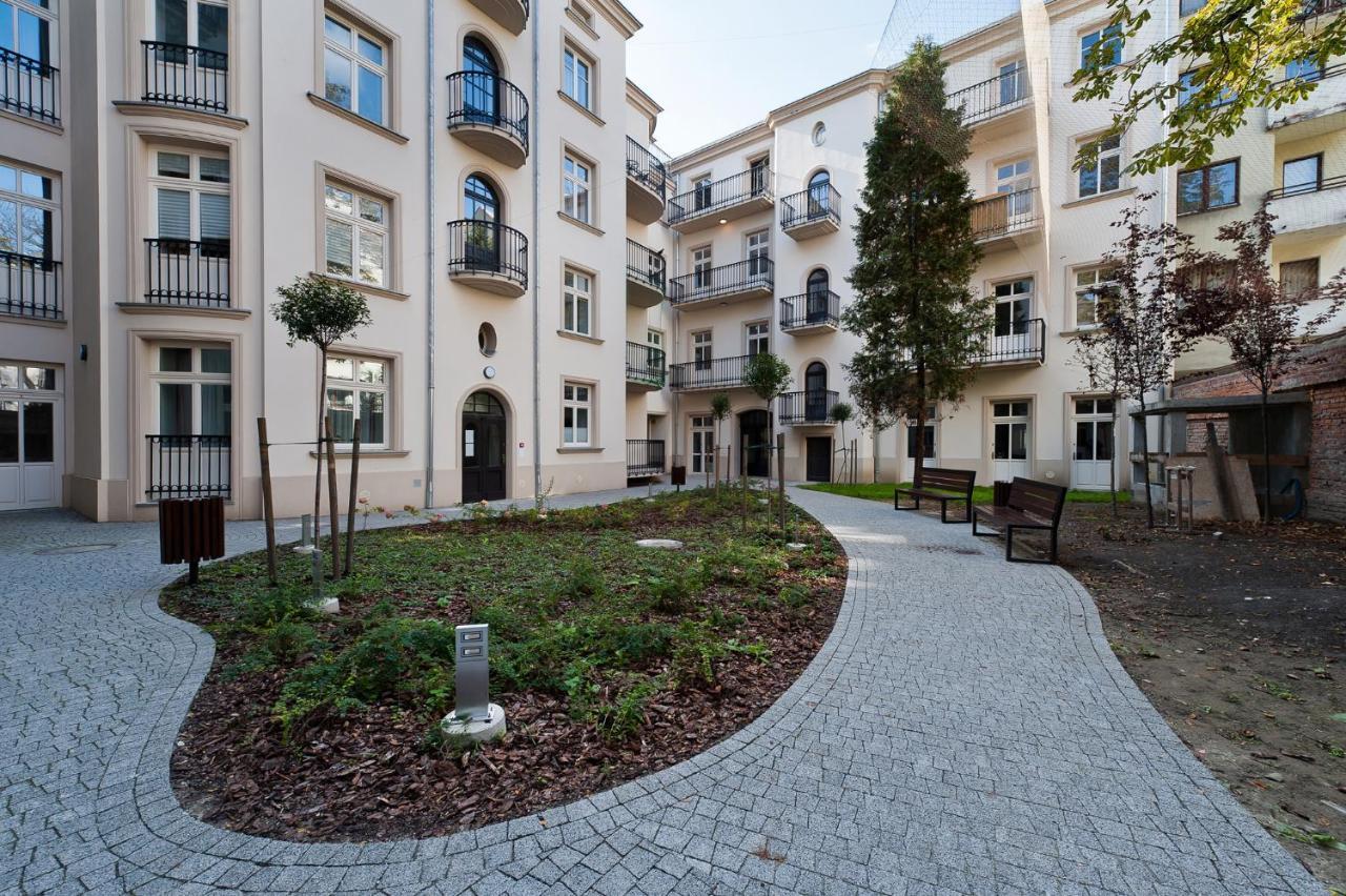 Plac Na Groblach 19 Apartment *